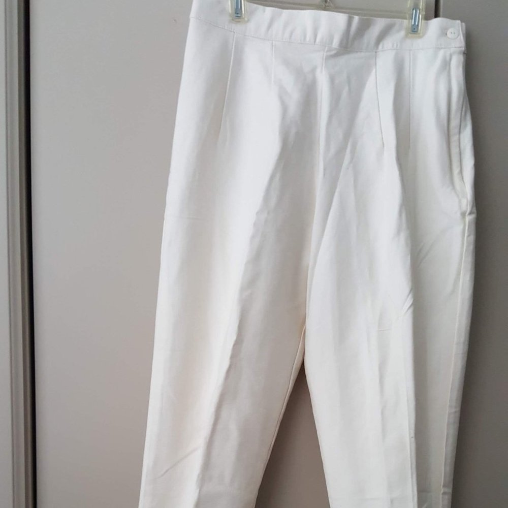 Stirrup  pants